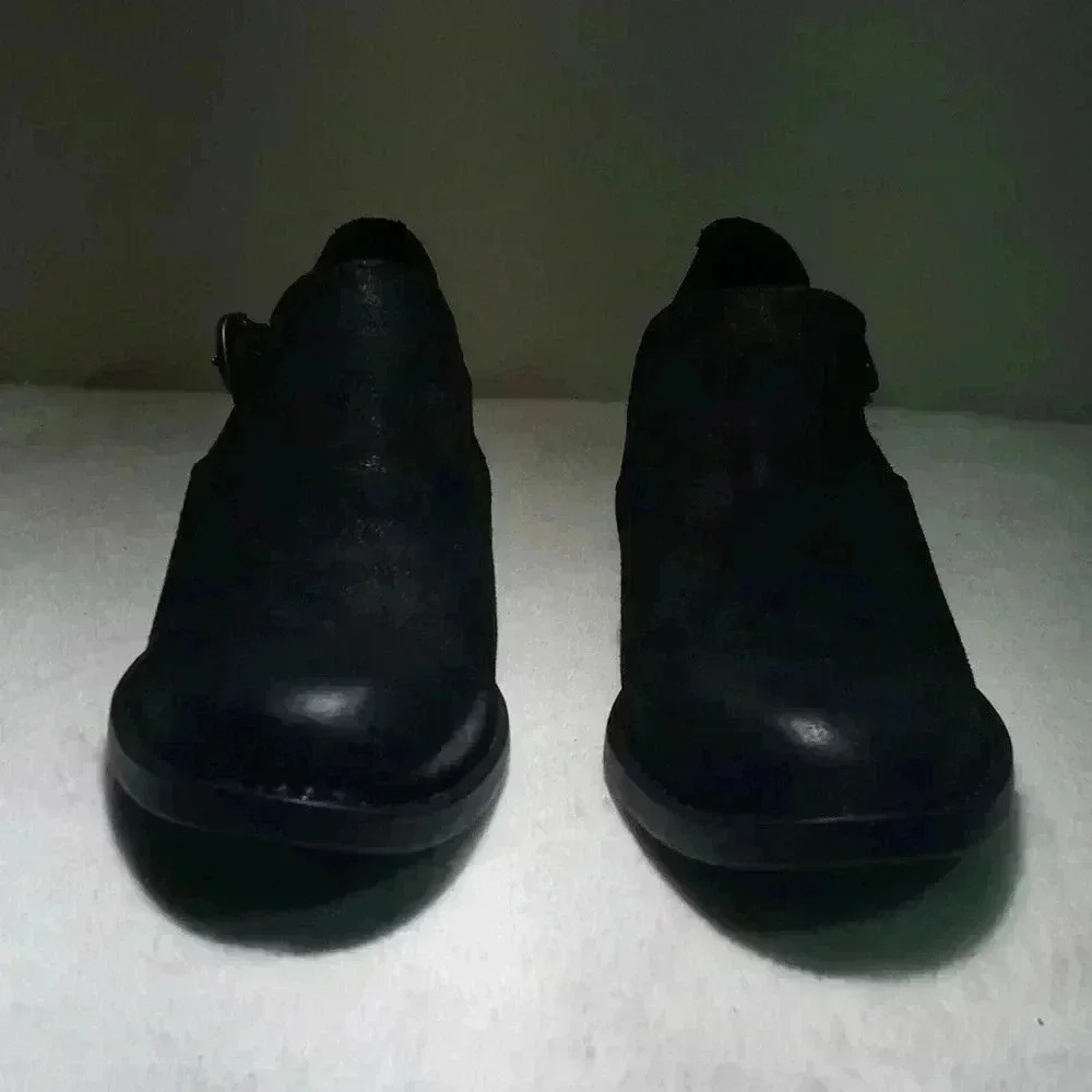 Born Nolina Leather Booties Ankle Boots